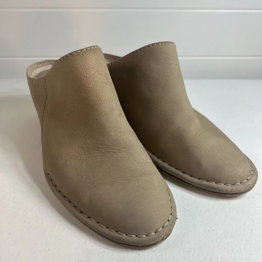 Clarks Women’s Leather Mule Size 7.5 Taupe Block Heel Smooth Nubuck